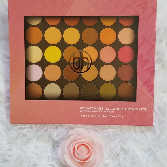 Bh cosmétics 42 color eyeshadow palette - Picture 3 of 5